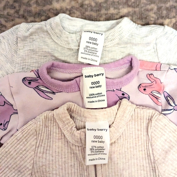 BABY BUNDLE - Organic Cotton Zip Footies - Picture 3 of 4